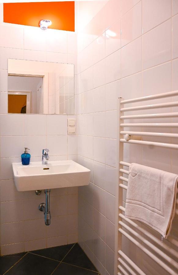 Backpacker Apartment Hofburg Вена Экстерьер фото
