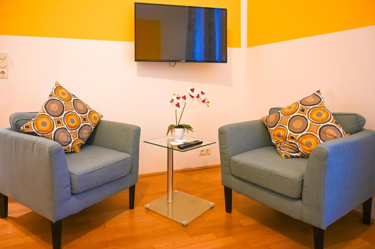 Backpacker Apartment Hofburg Вена Экстерьер фото
