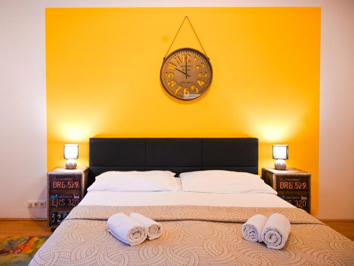 Backpacker Apartment Hofburg Вена Экстерьер фото
